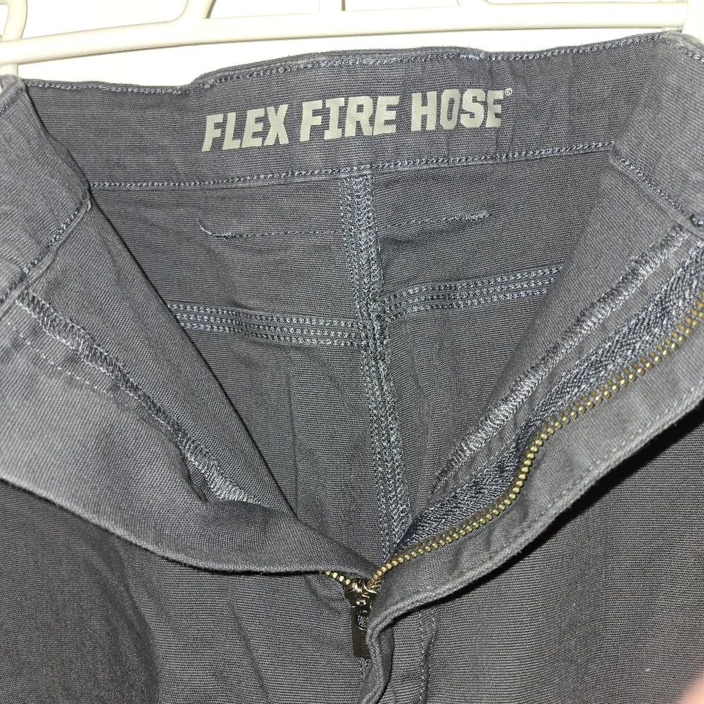 Mens Duluth Trading Co Flex Fire Hose Cargo Shorts Size 44 Navy - Picture 4 of 8